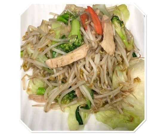 113-Poulet au chop suey / Chicken with Chops sueys 雞炒芽菜/Gà xào Giá